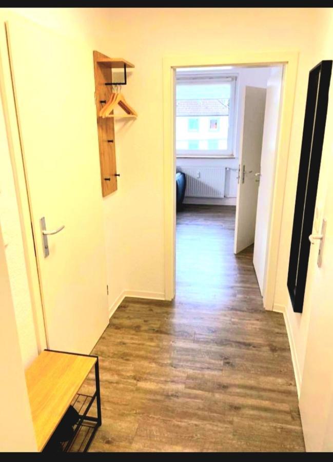 City Apartment Duisburg 2#Netflix &Wlan &Kingsize Bett & Kaffee Maschine & Central & 500M Innenhafen & 2 Min U Bahn Luaran gambar