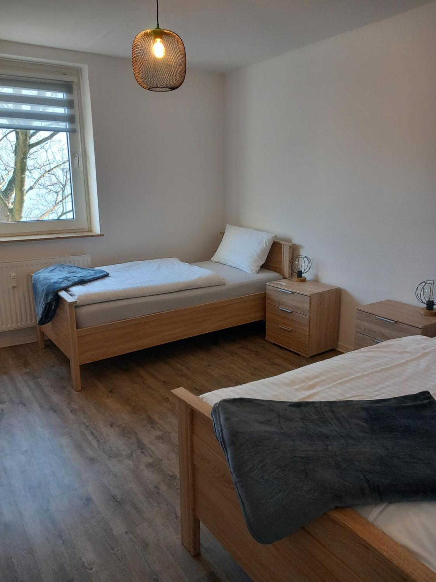 City Apartment Duisburg 2#Netflix &Wlan &Kingsize Bett & Kaffee Maschine & Central & 500M Innenhafen & 2 Min U Bahn Luaran gambar